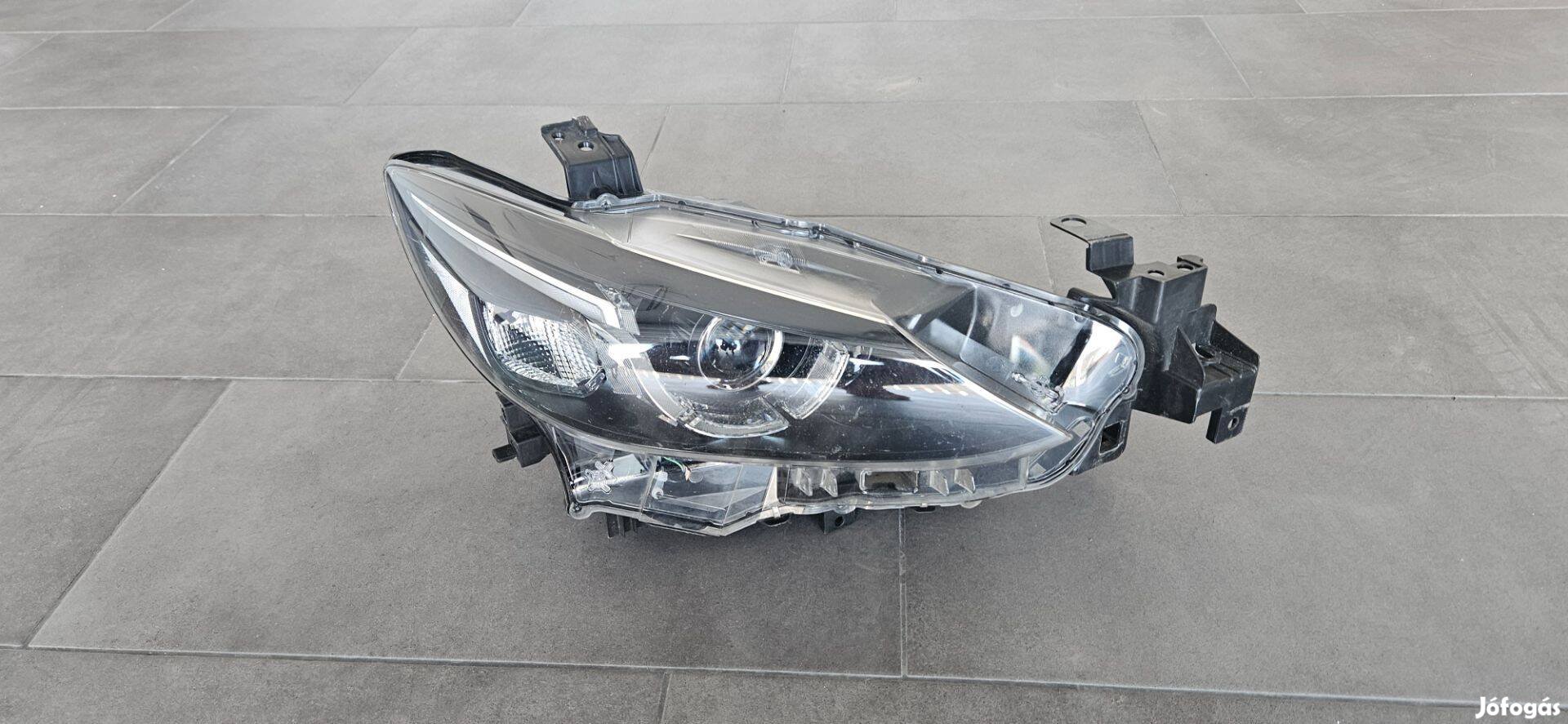 Mazda 6 GJ jobb első lámpa, fényszóró