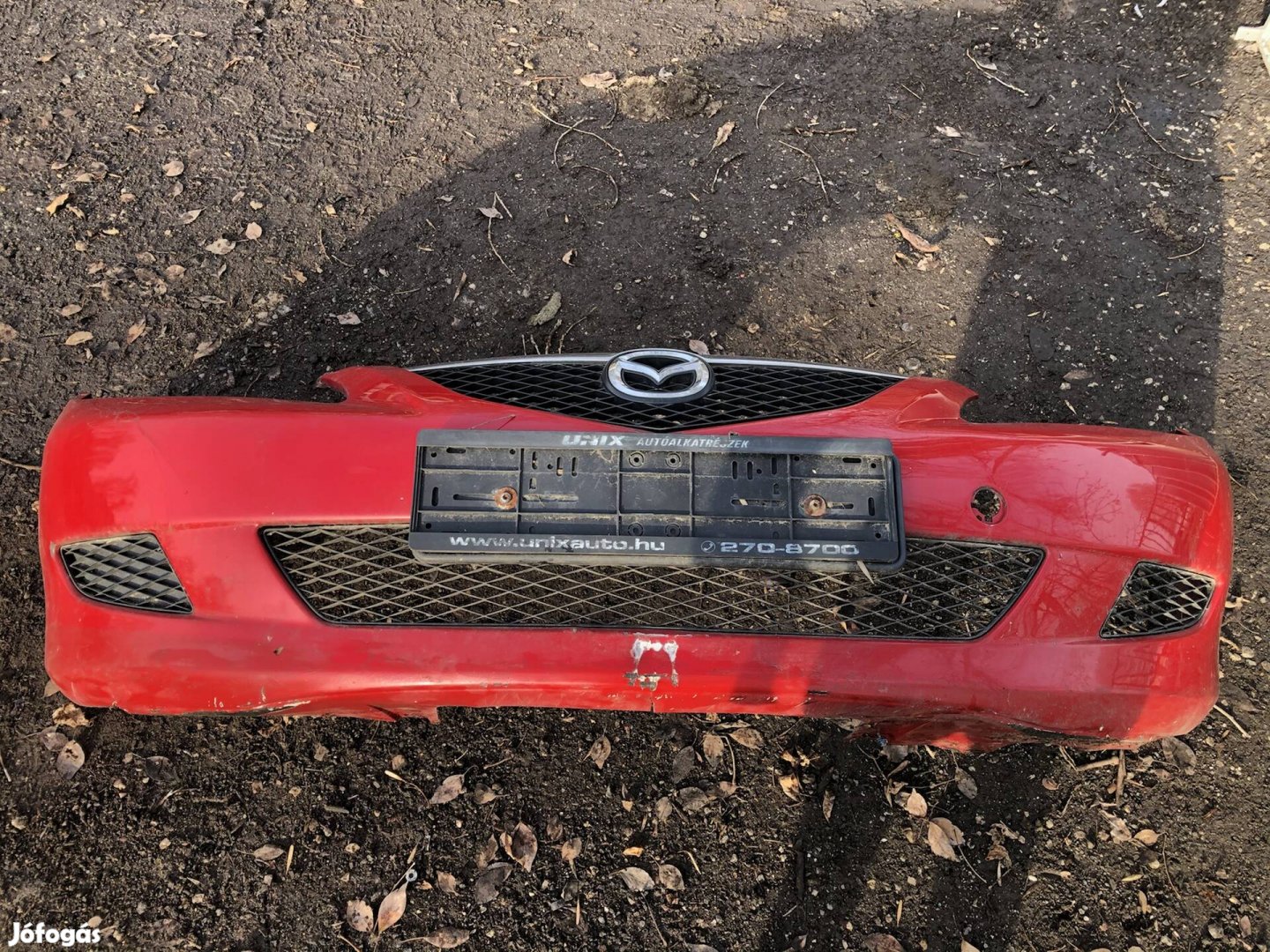 Mazda 6 első lökhárító piros 