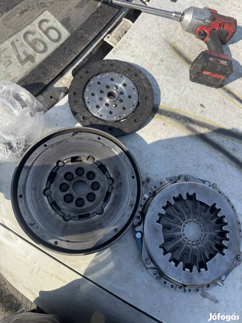 Mazda 6 kettőstömegű kuplung szett
