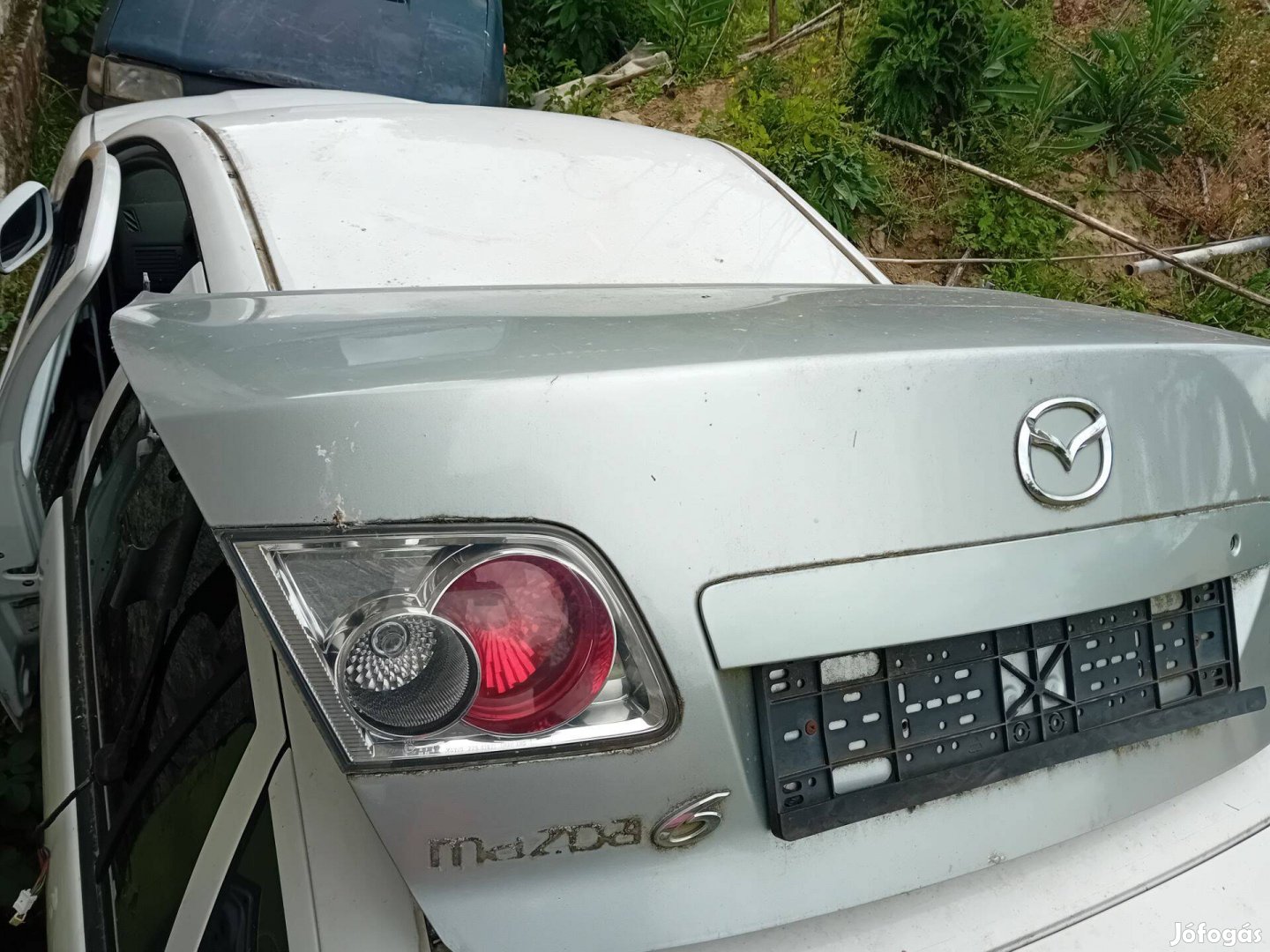 Mazda 6 sedan csomagtér ajtó