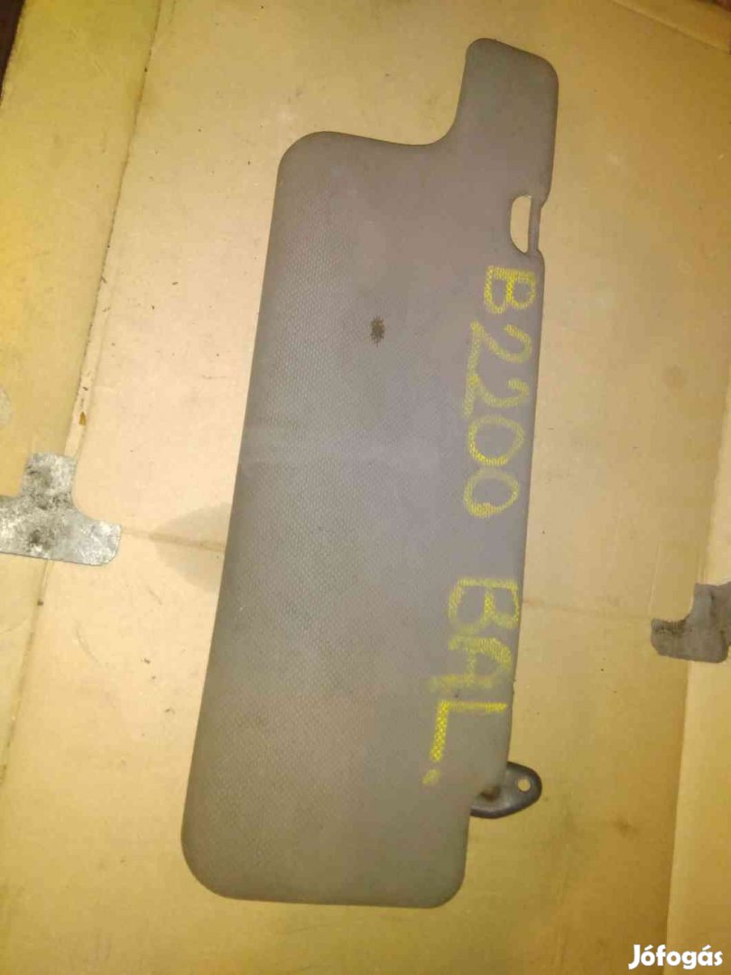 Mazda B2200 Bal Napellenző