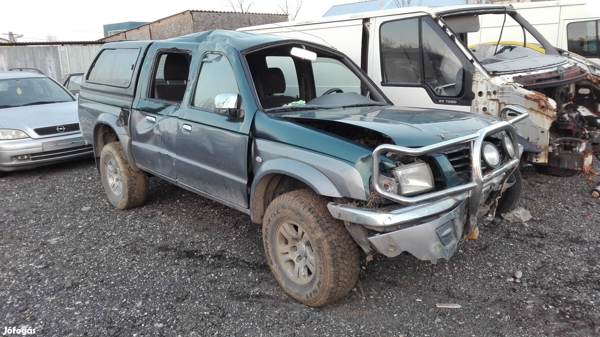 Mazda B2500 és Ford Ranger alkatrészek eladók.