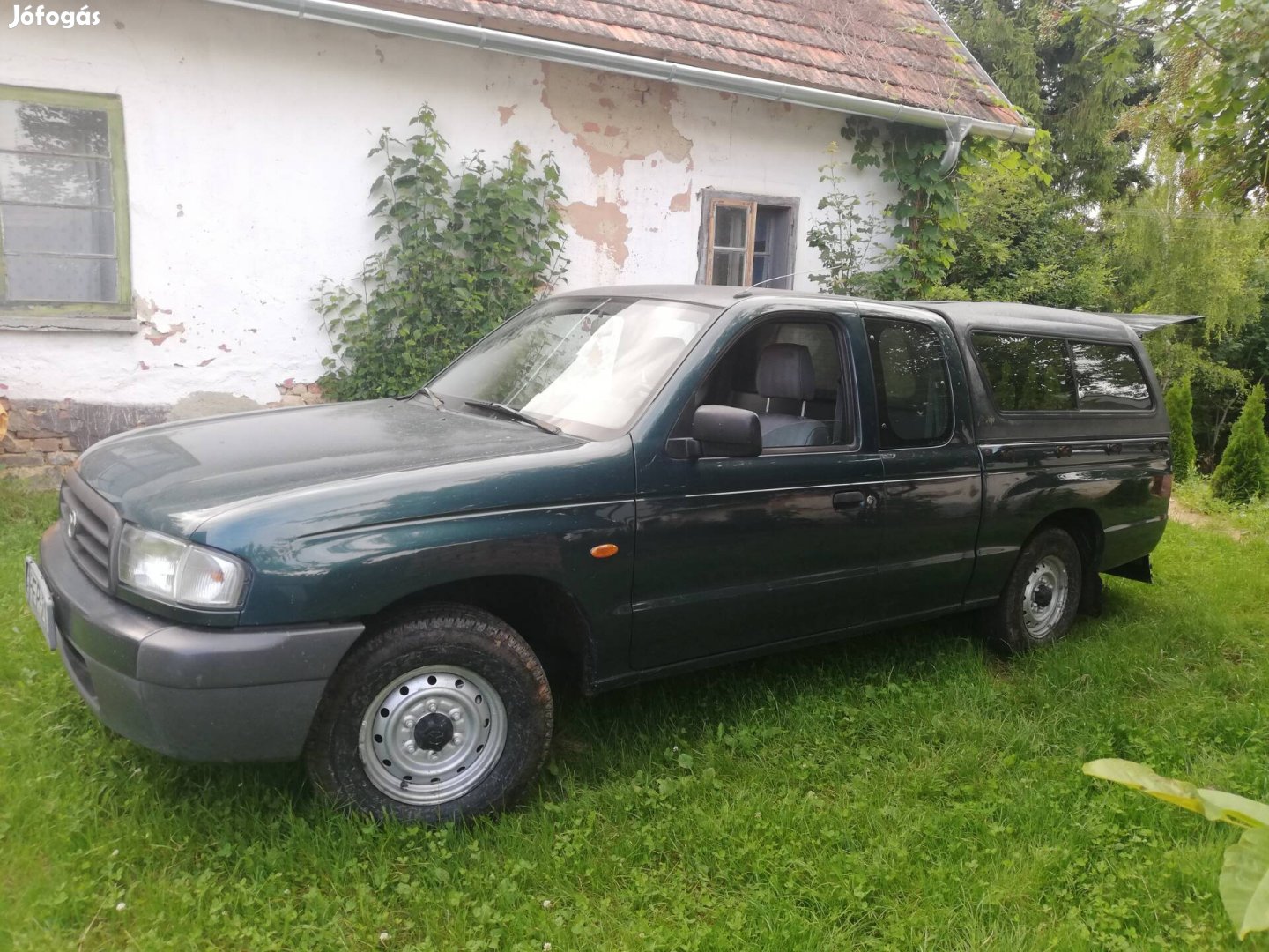 Mazda B2500 plató doboz 