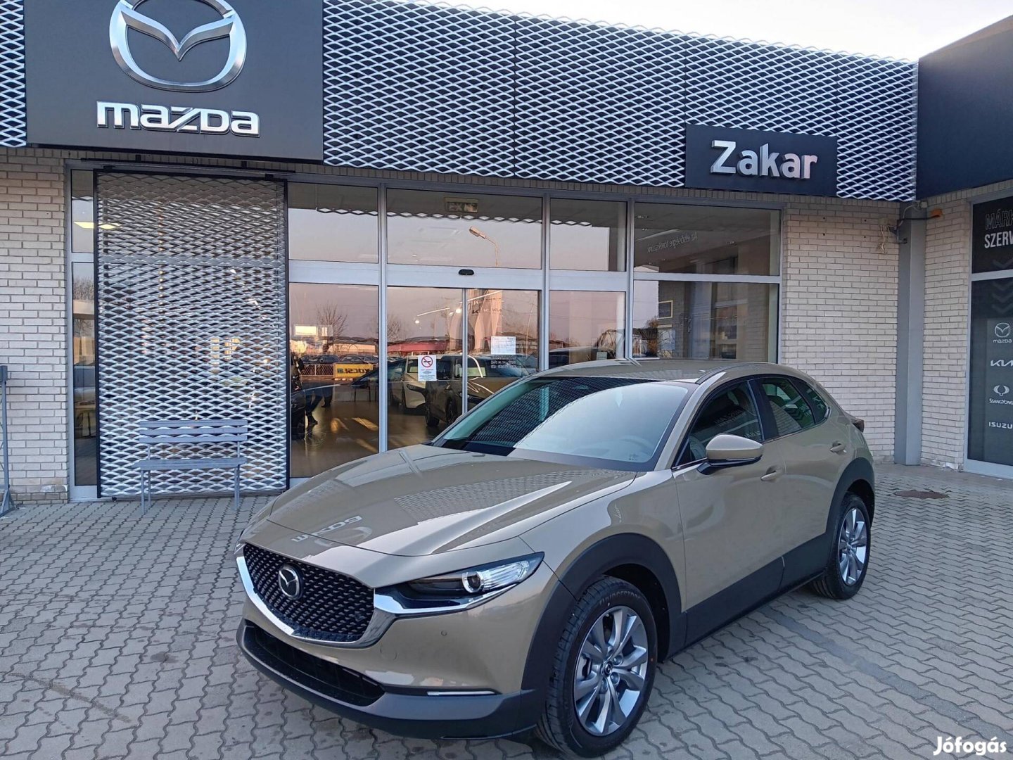 Mazda CX-30 2.5 e-Skyactive Centre-Line 140le 6...