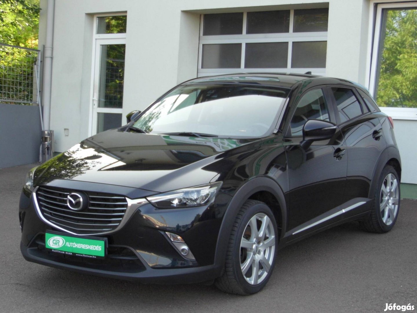 Mazda CX-3 2.0i Revolution Szervízkönyv-Tolató...