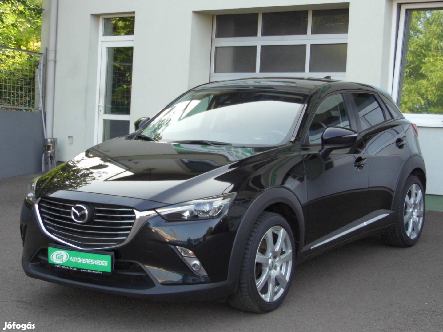 Mazda CX-3 2.0i Revolution Szervízkönyv-Tolató...