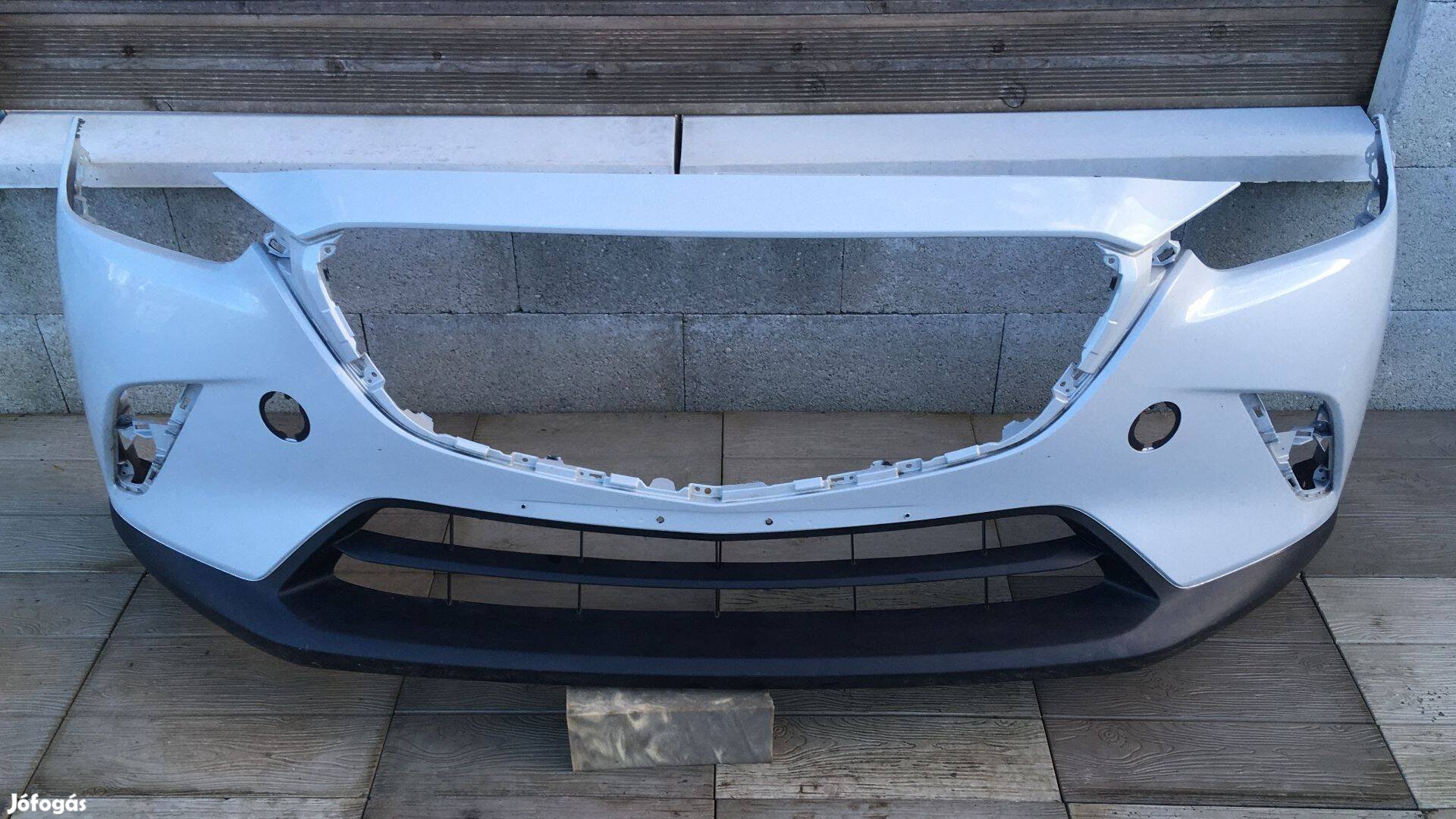 Mazda CX-3 első lökhárító D10J50031 D10J-50031