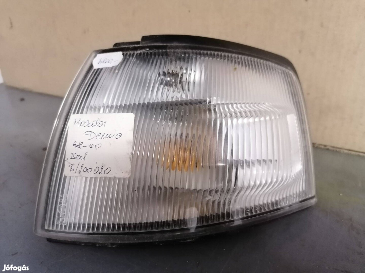 Mazda Demio villogó/helyzetjelző bal 1996 -> 2000