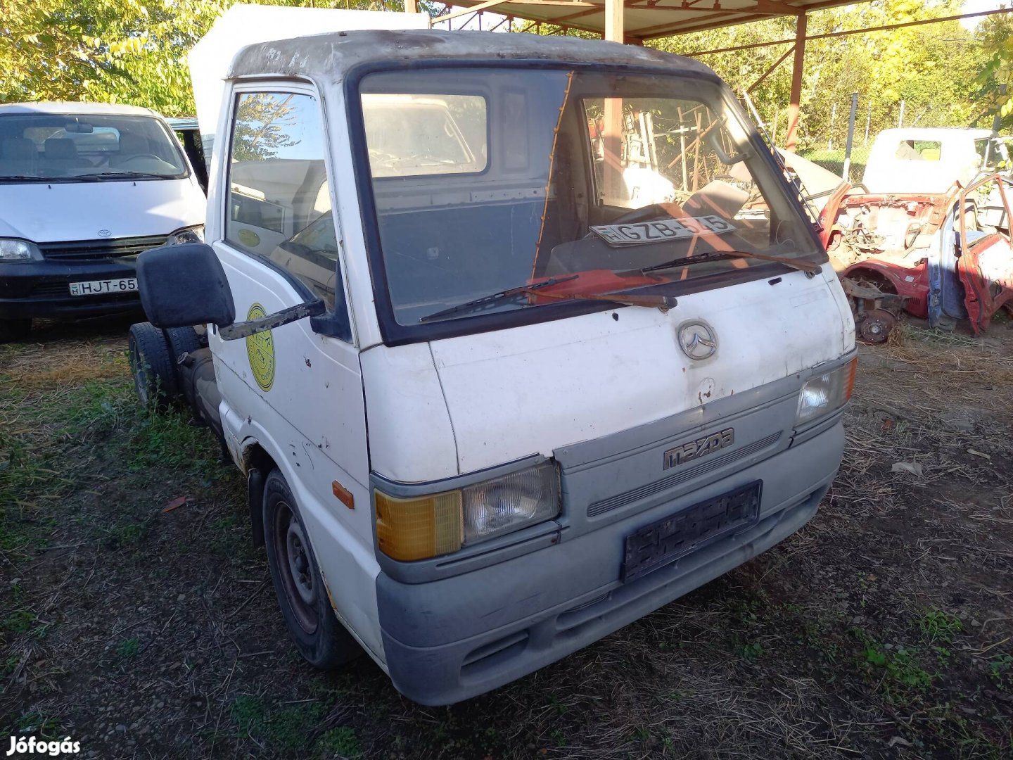 Mazda E2200 alvázasként eladó.