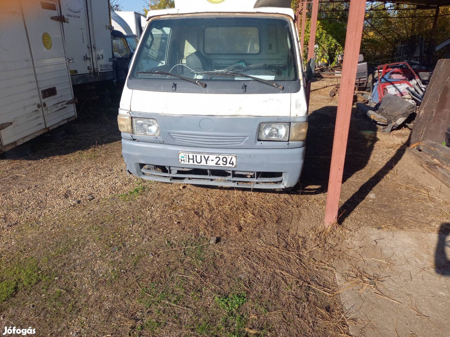 Mazda E2200 alvázasként hiányosan eladó. 