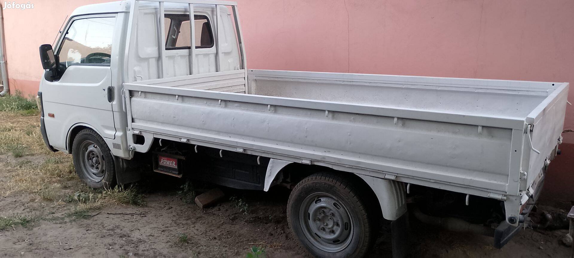 Mazda E2200 plaós eladó