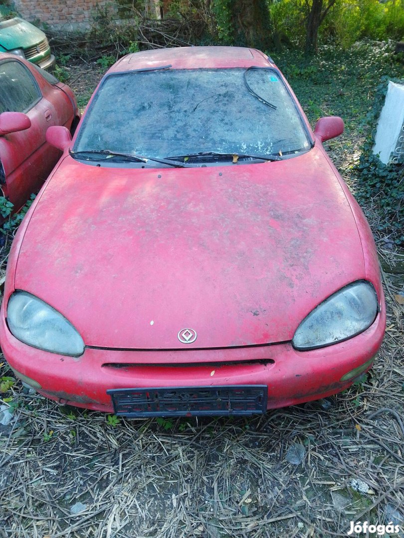 Mazda MX 3 bontásra