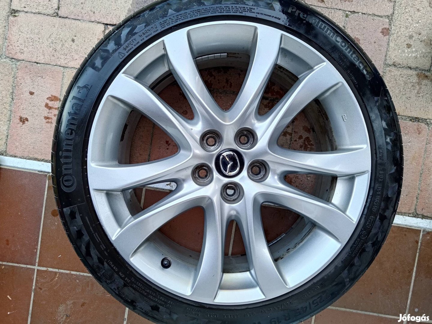 Mazda alufelni 225/45r19 gumival  19"