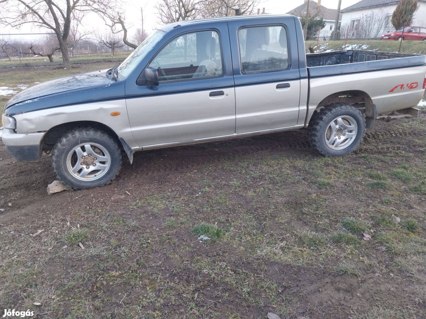 Mazda b2500 pickup,uj gumikkal elado