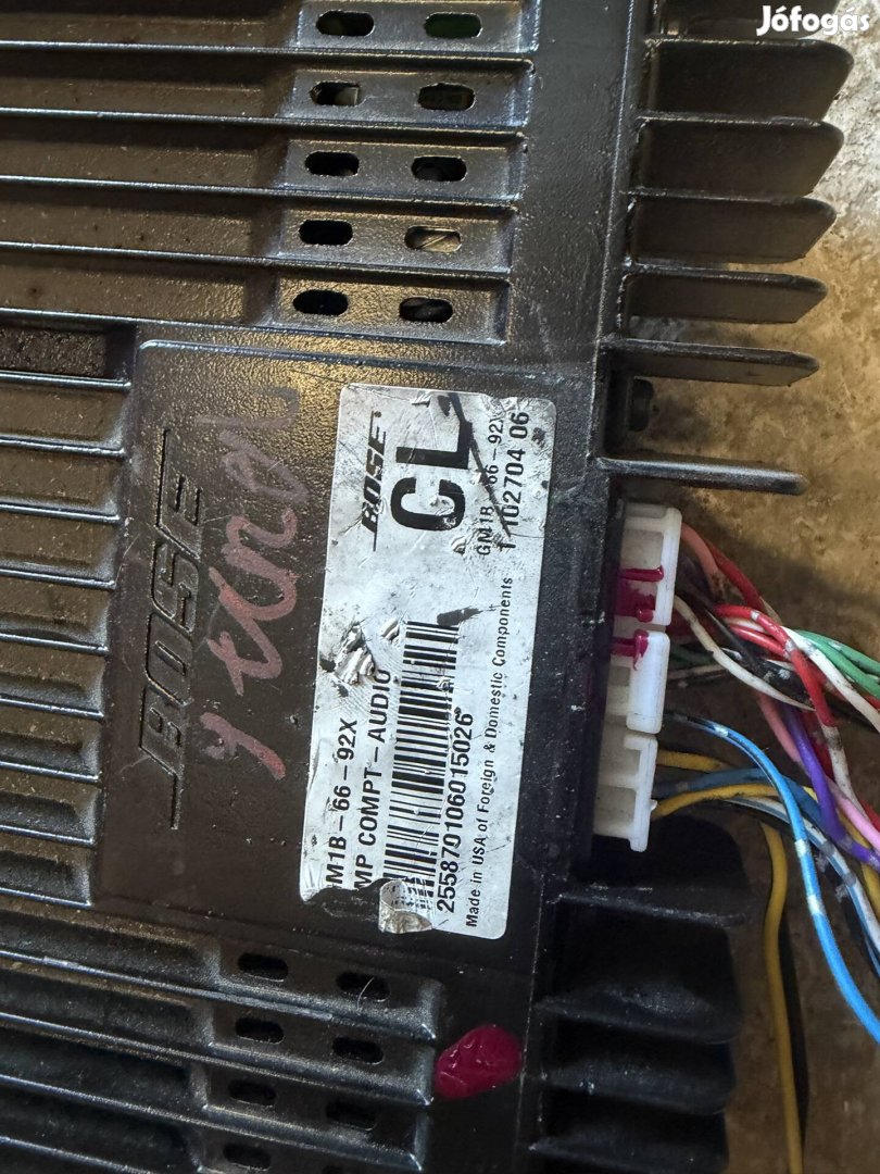 Mazda bose erősítő GM1B-66-92X