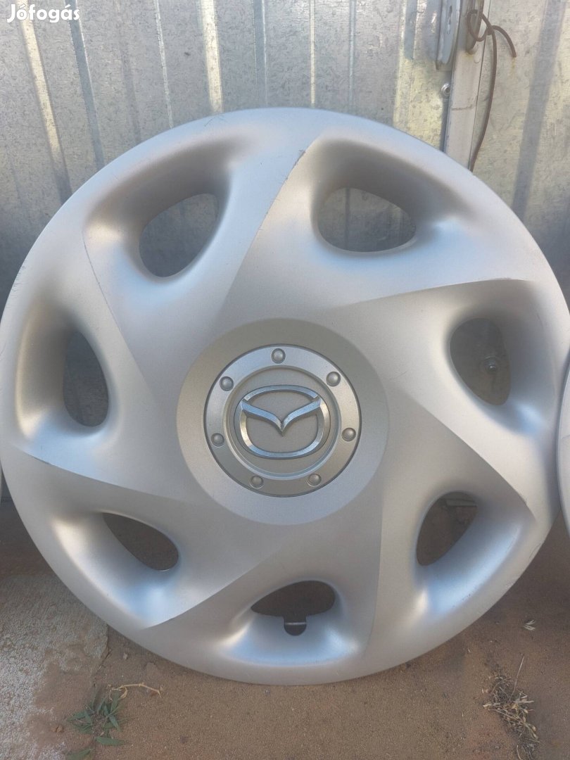 Mazda dísztárcsa 