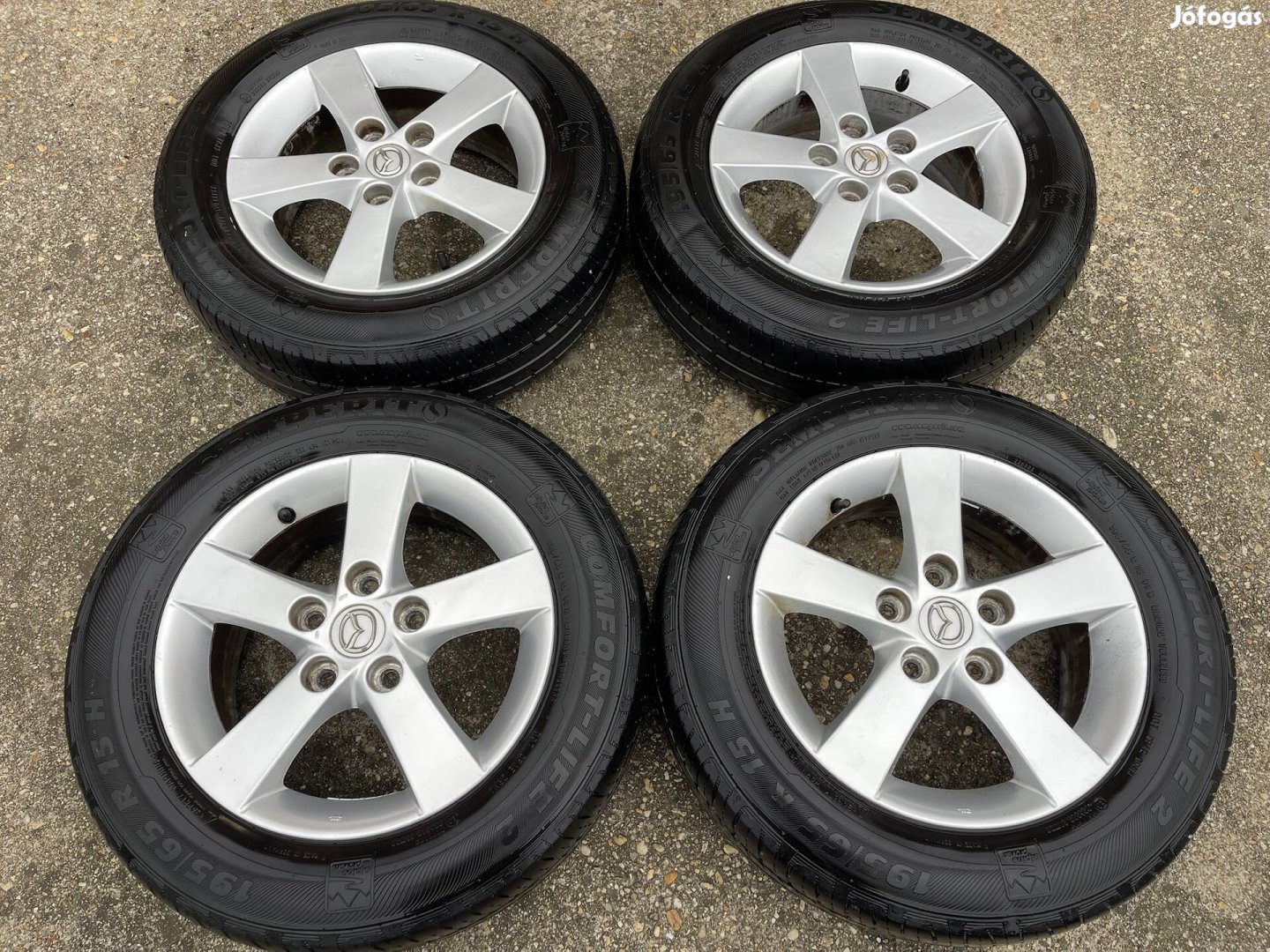 Mazda gyári 15" alufelni 5x114,3 osztókör