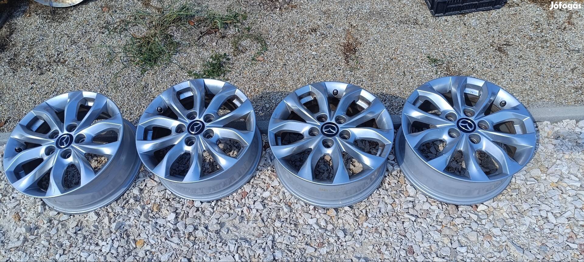 Mazda gyári alufelni 16"-os