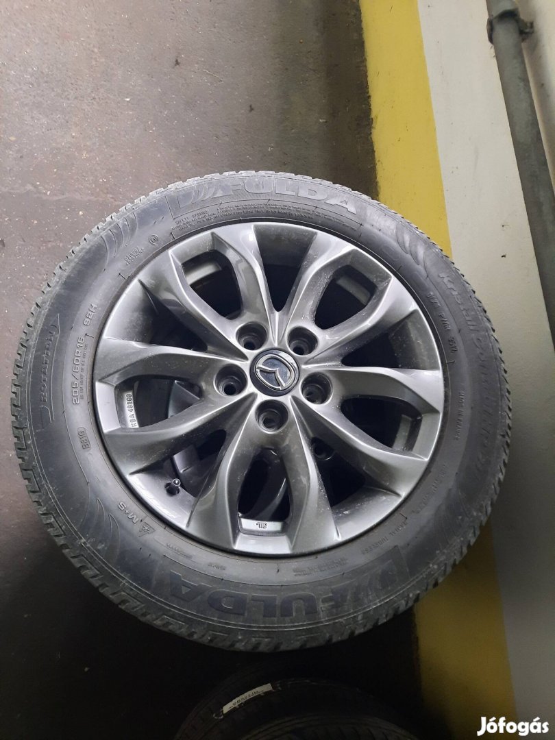 Mazda gyári alufelni 5x114,3 téli gumikkal