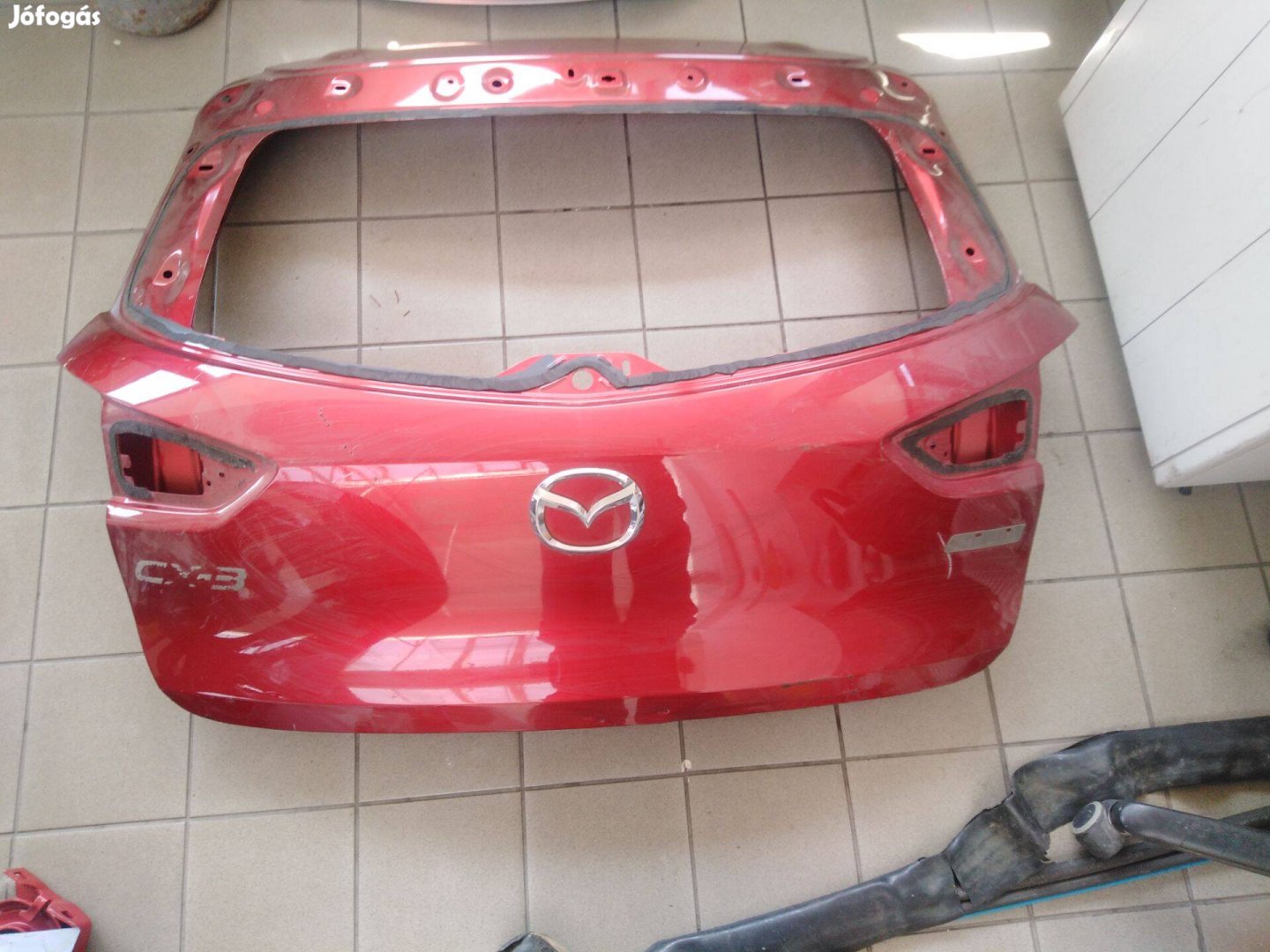 Mazdacx3csomagtérajto hátfal elado