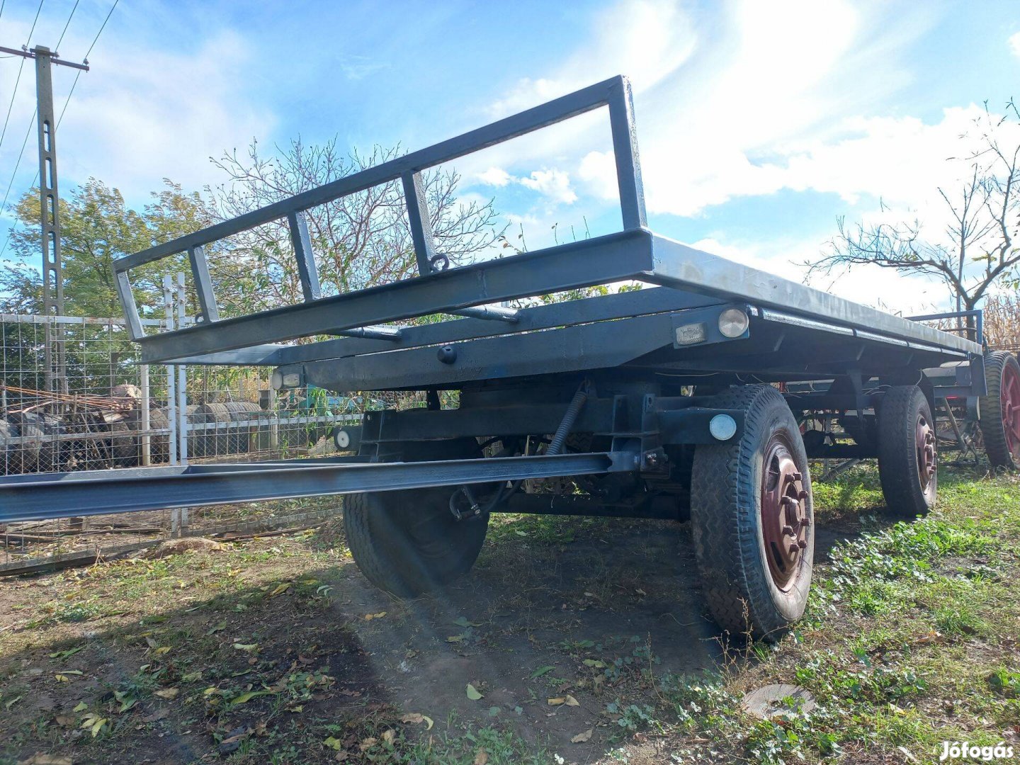 Mbp bálaszállító pótkocsi