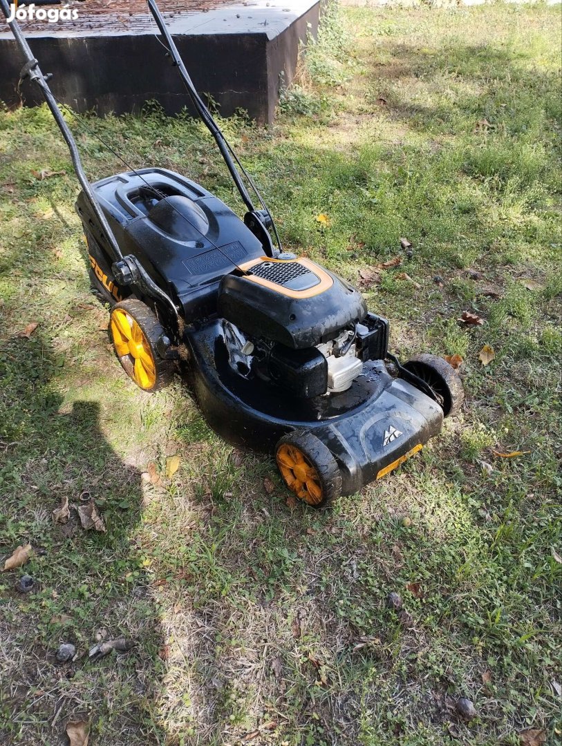 Mccullock Honda benzin motoros fűnyíró akciós áron eladó!