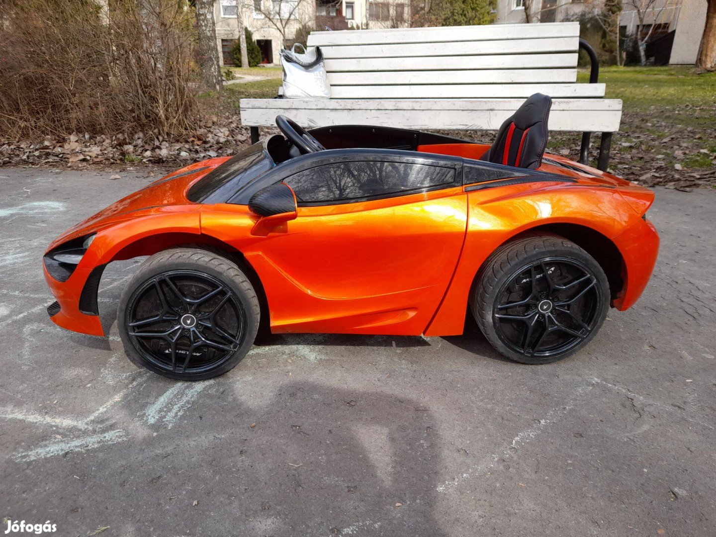 Mclaren 720s gyermek e-kisautó