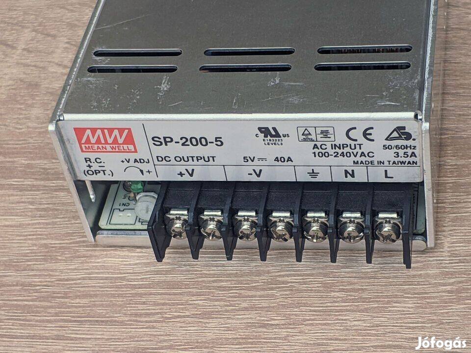 Meanwell 5V 40A 200W univerzális beépíthető tápegység