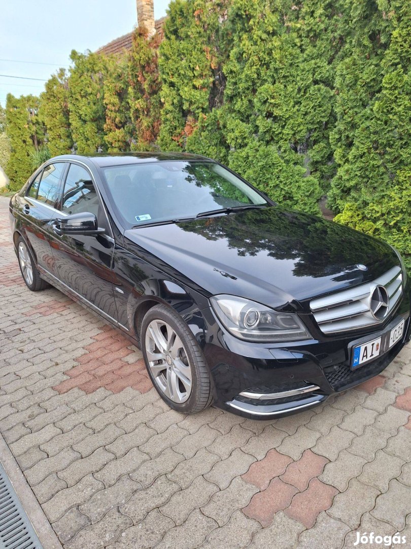 Mecedes C180
