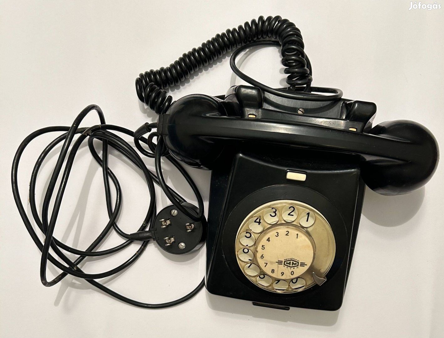 Mechanikai Művek retro tárcsás, fekete telefon