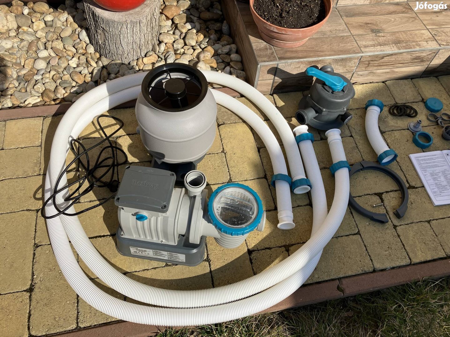 Medence Bestway Homokszűrő 58479 szivattyú szinte uj