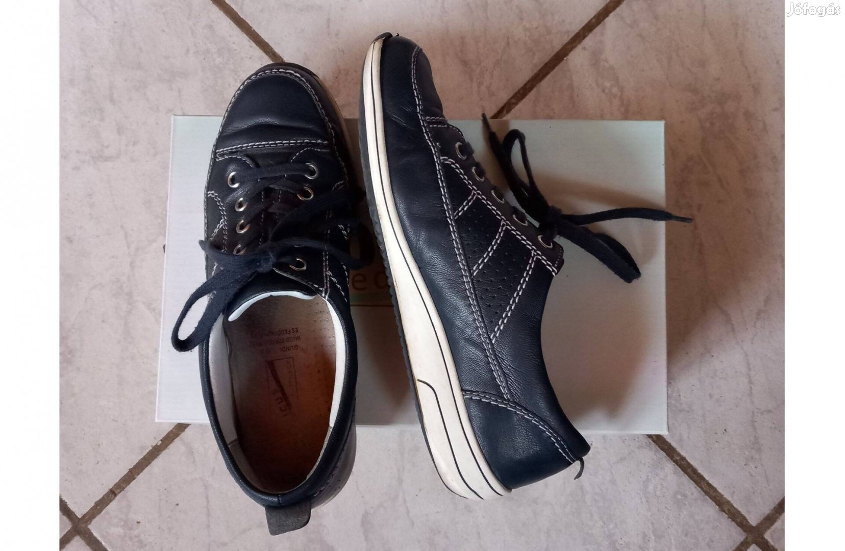 Medicus kényelmi bőr cipő 38-as sötétkék-fehér