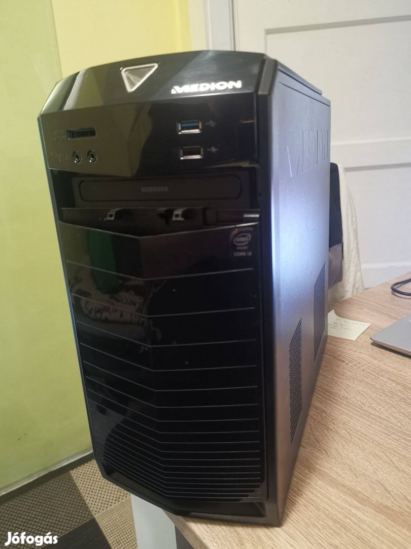 Medion USB3-as, WiFi-s PC ház tápegyéggel olcsón