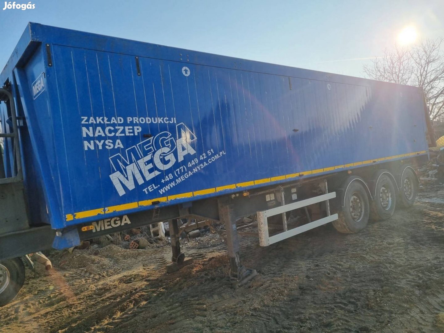 Mega pótkocsi