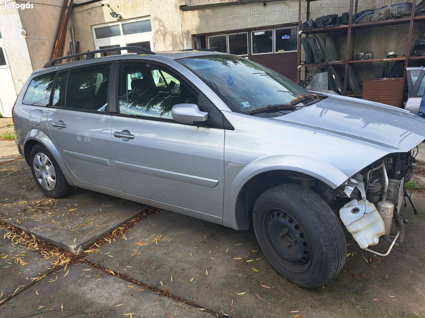 Megane II. 2. Megane III. 3. használt, bontott alkatrészek