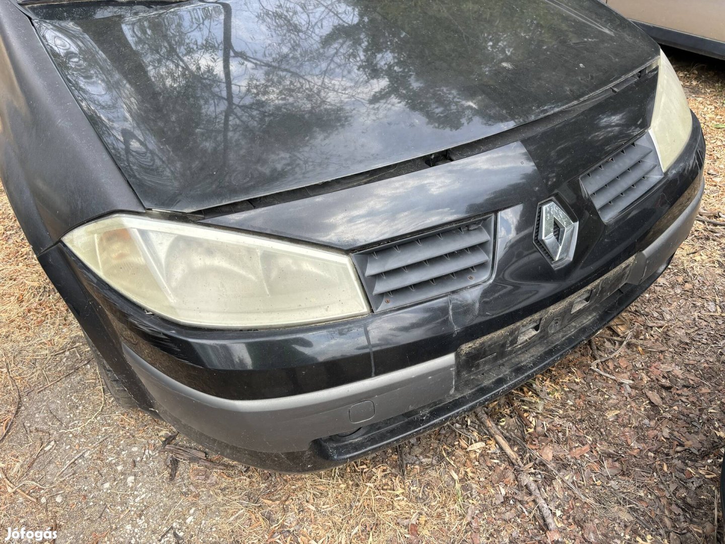 Megane lámpa lökhárító sárvédő motorháztető homlokfal 
