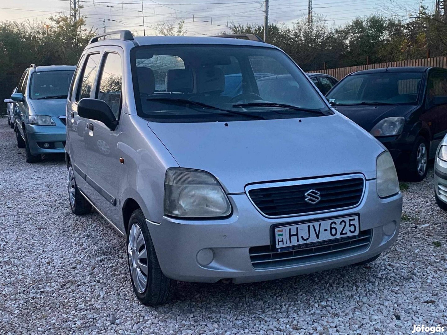 Megkímél suzuki wagonr +