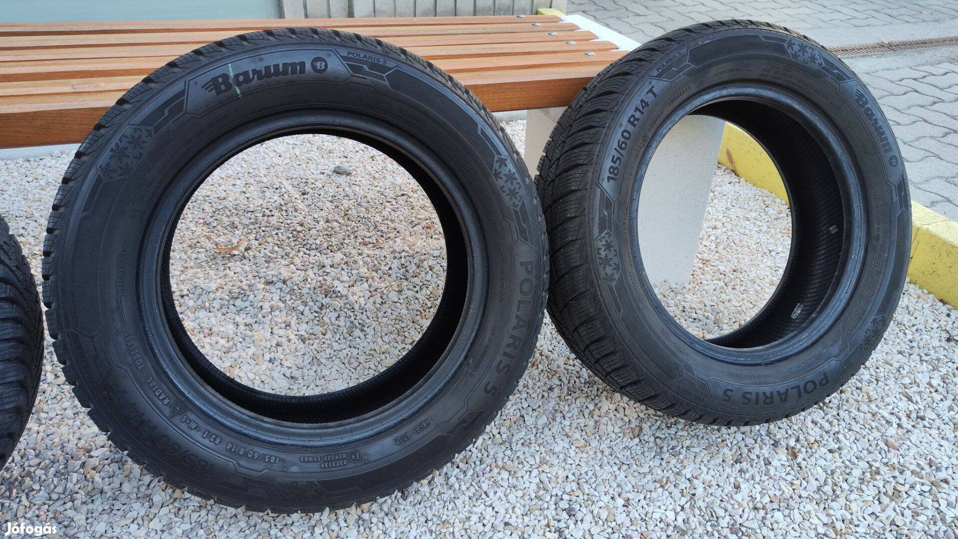 Megkímélt Barum Polaris 5 185/60 R14 82T (2+2 db) Téligumi