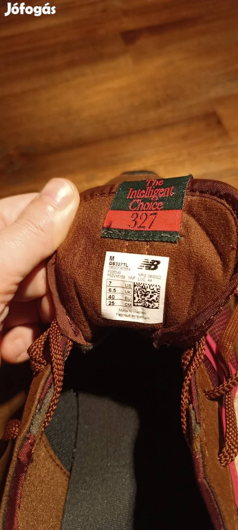 Megkímélt New Balance cipő