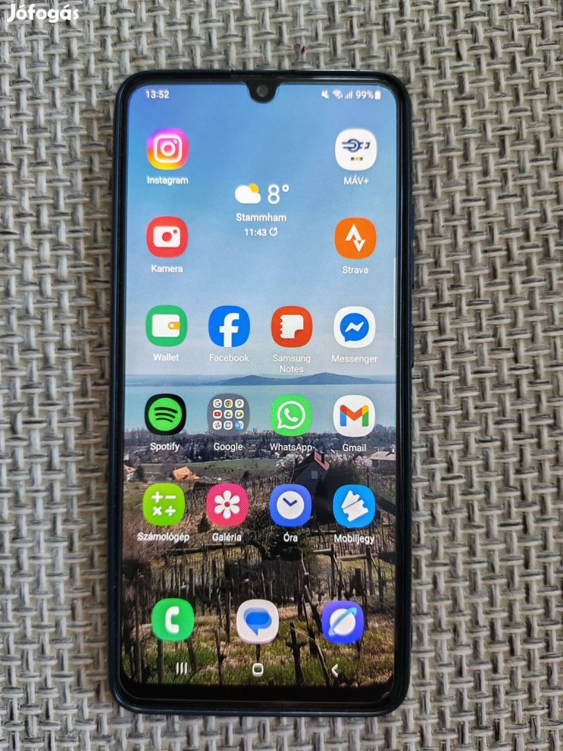 Megkímélt Samsung Galaxy A32 4G szép állapotban