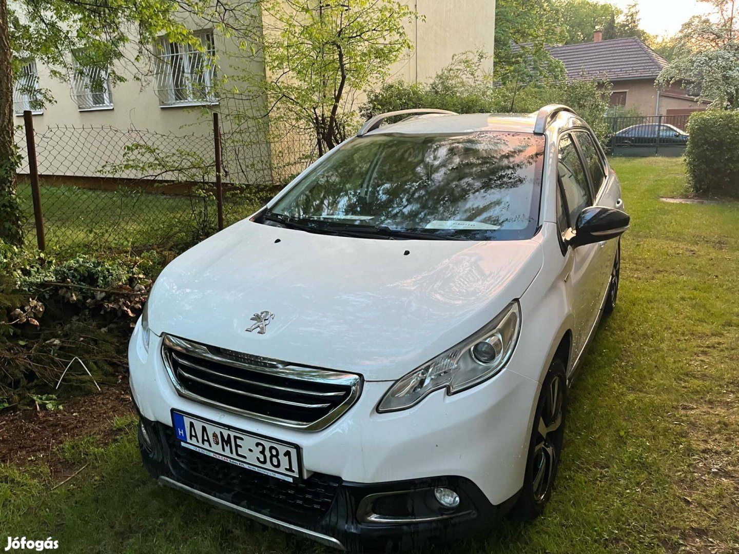 Megkímélt állapotú Peugeot 2008 1.2-es SUV Budapest XVI