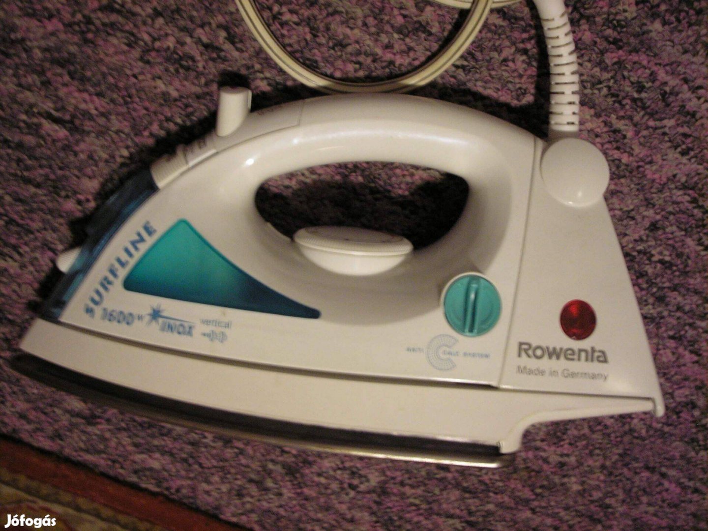 Megkímélt állapotú Rowenta vasaló