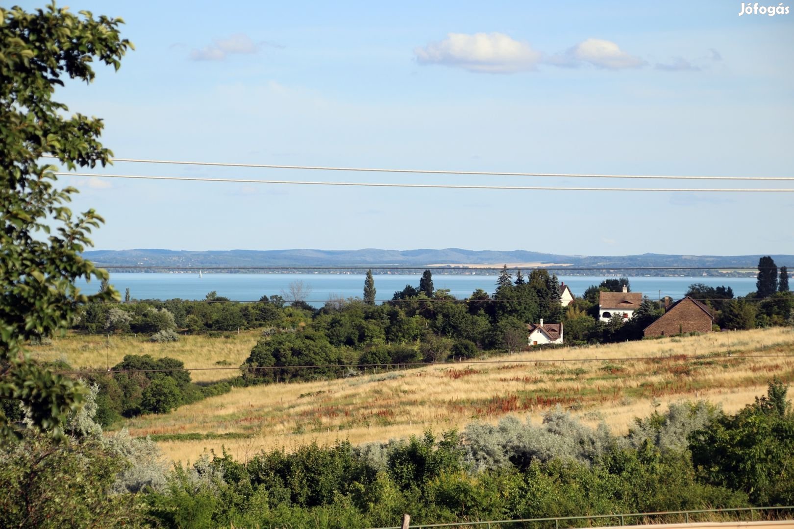 Megosztható telek Csopak és Balatonfüred határán eladó