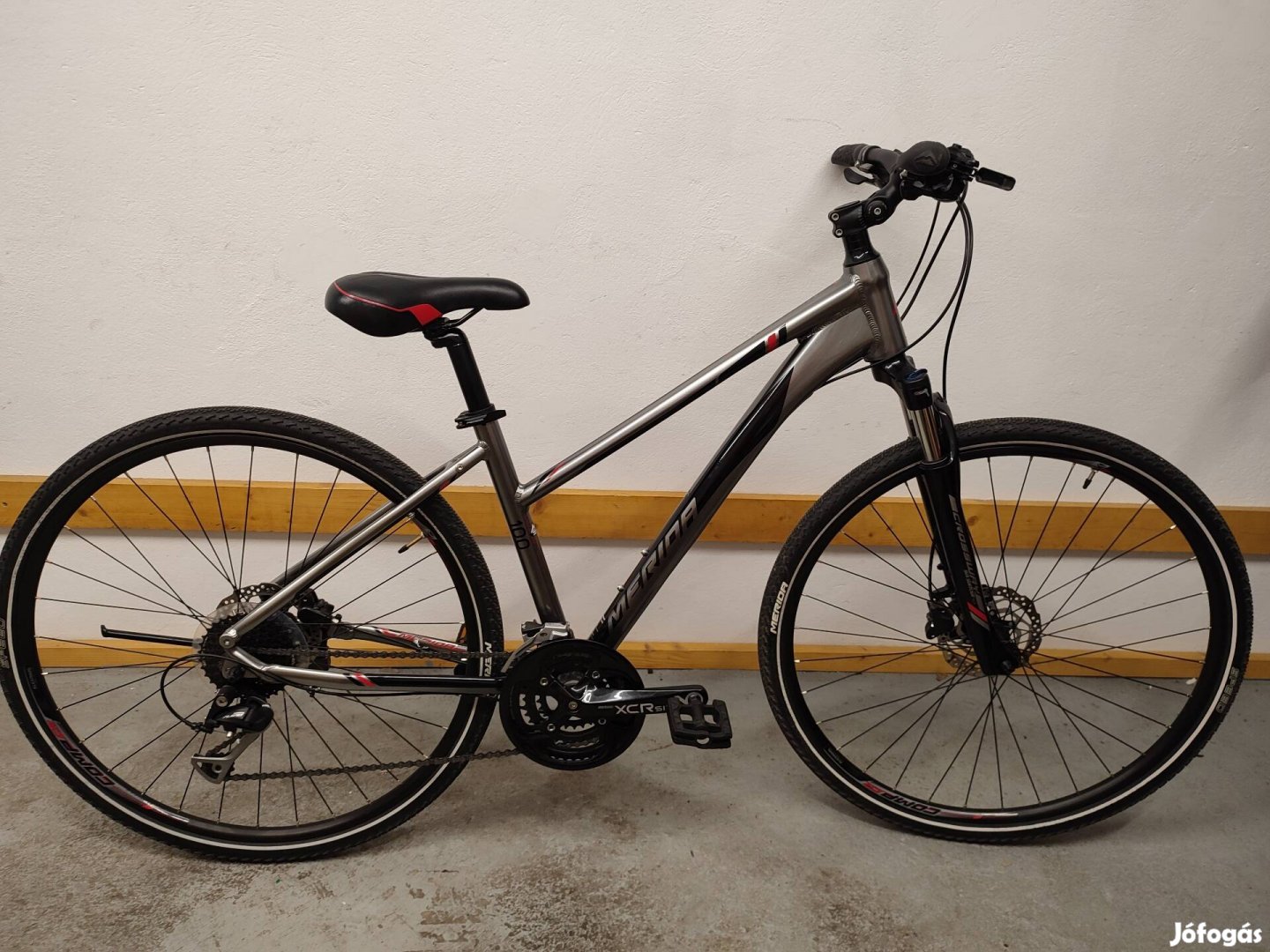 Meida Crossway 100, alu, 28 "-os, S-es, újszerű ctrekking kerékpár 