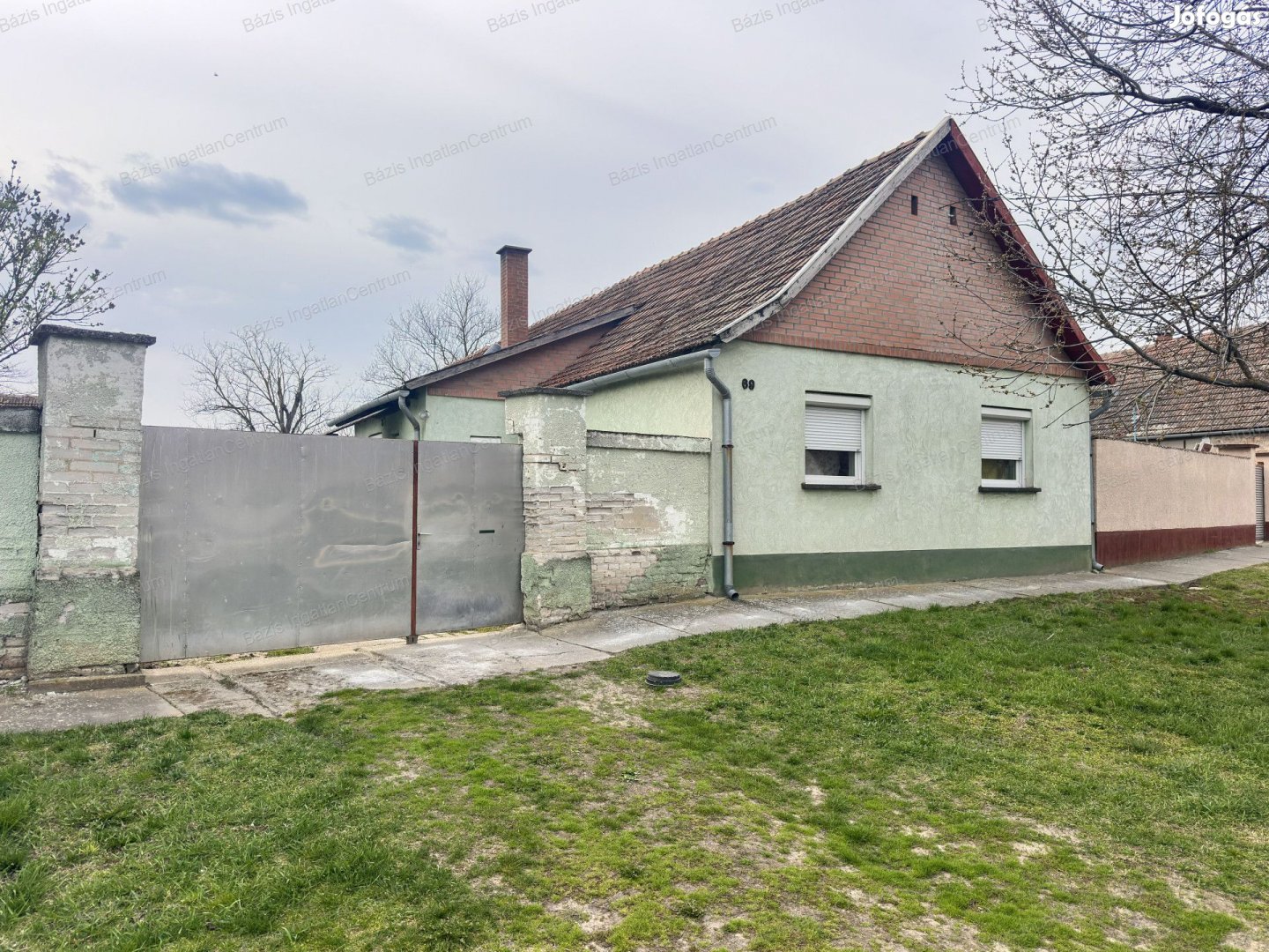 Mélykút, azonnal birtokba vehető, 124 nm-es családi ház