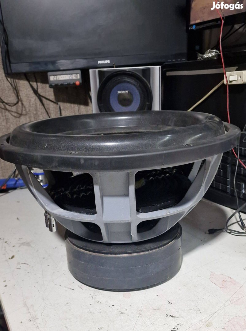 Mélynyomó eladó teljesen újnak építve egyedileg