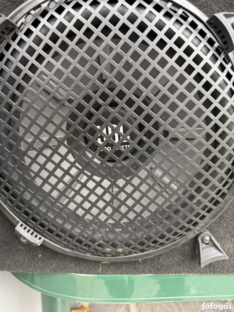 Melynyomo es erosito JBL+ Pioneer