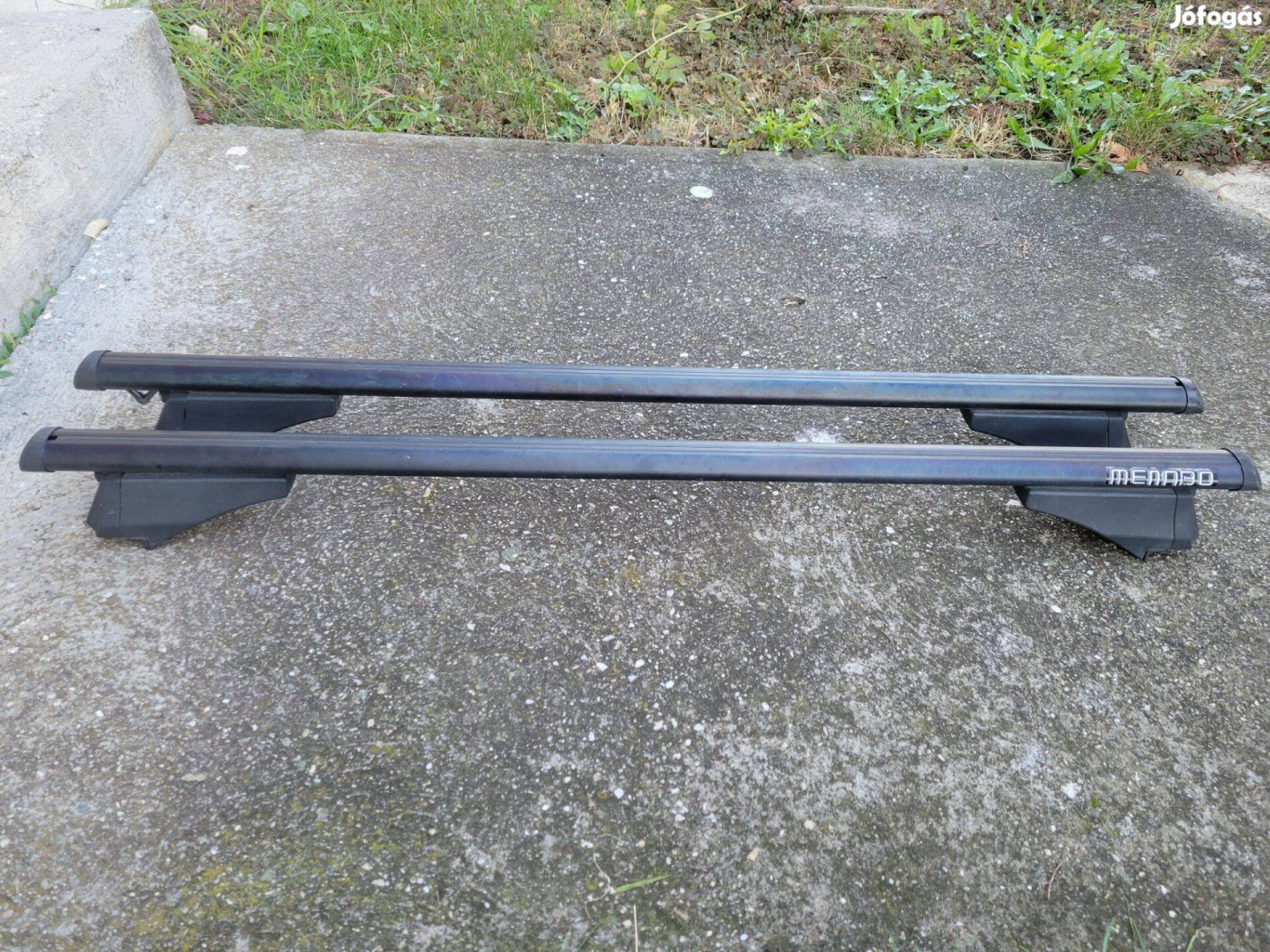 Menabo Black tetőcsomagtartó tetőkorlát VW Passat kombin használt!