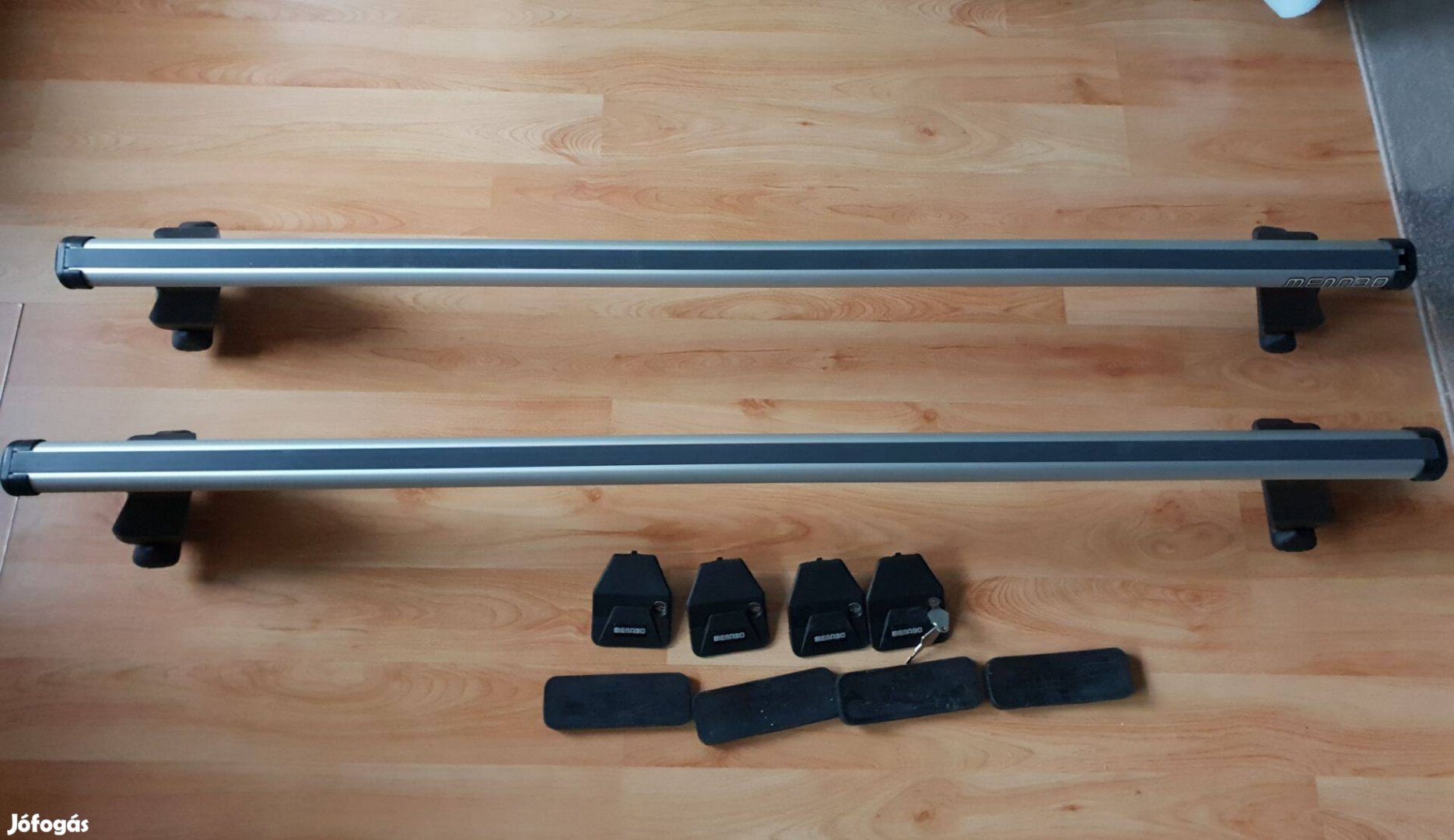 Menabo Prius 3 zárható tetőcsomagtartó