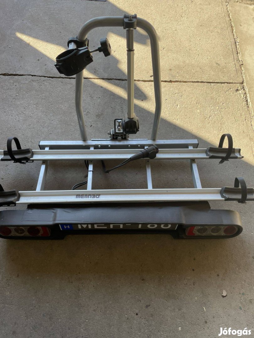 Menabo kerékpárszállító vonóhorogra